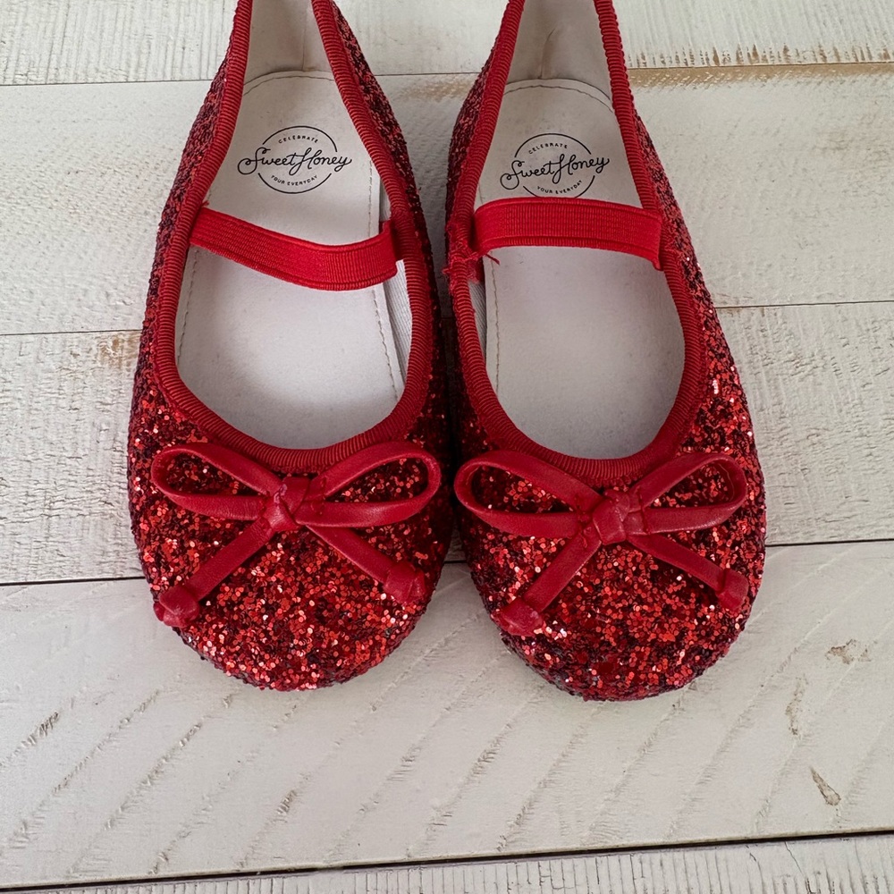 NWOT SweetHoney Sparkling Red Kids Dress Shoes